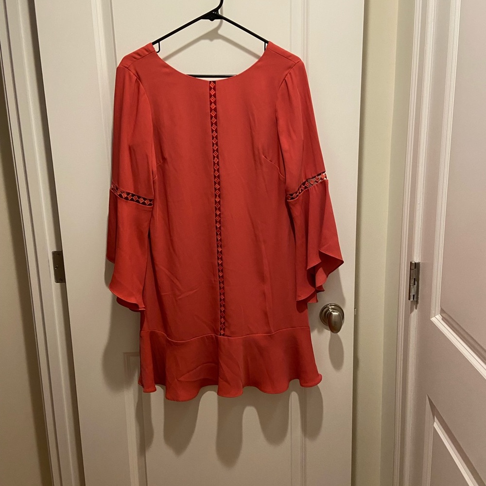 White House black market flounce dress. Lined.